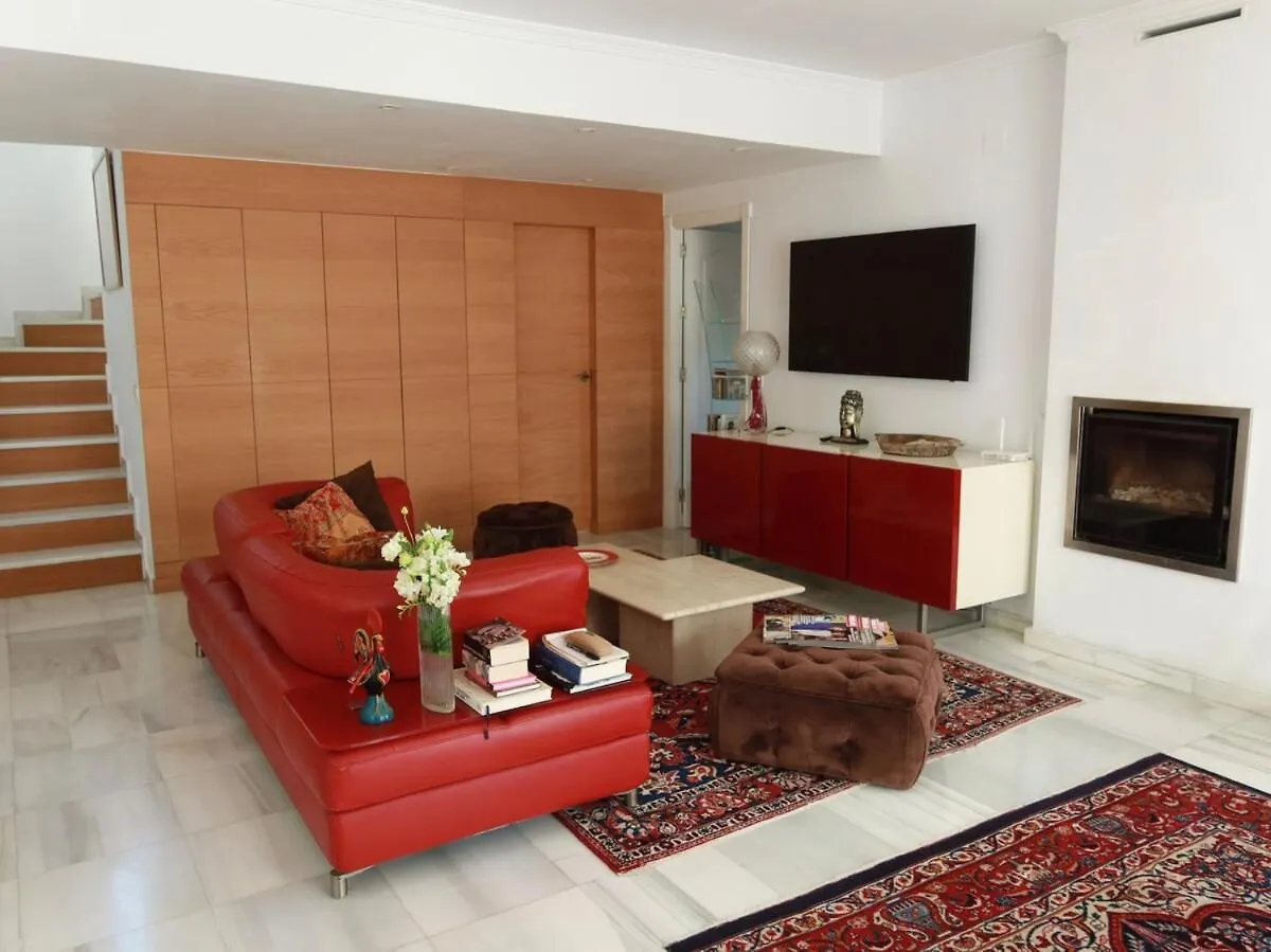 2 Bedroom Apartment Pool Views - Los Naranjos Marbella